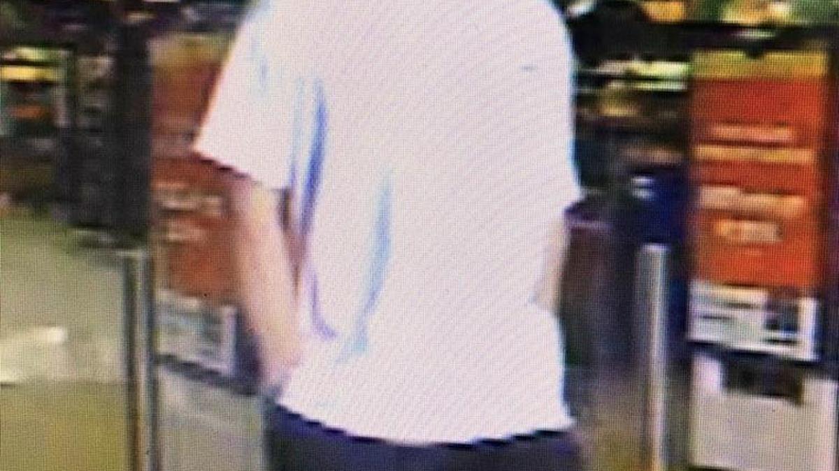 Richland police joined in the hunt for a man using stolen credit cards. The victims come from across the Tri-Cities and from as far away as Yakima and Hermiston.