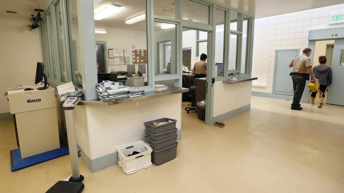 What happens if Franklin County takes jail and courthouse security away from sheriff?