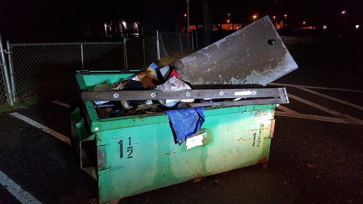 West Richland officials are threatening $250 fines for anyone caught dumping garbage at city parks.