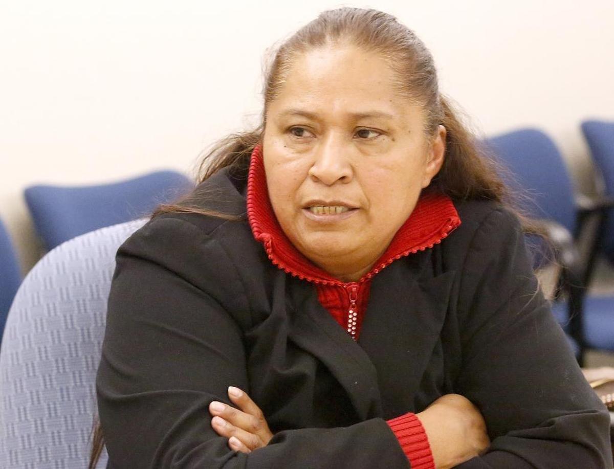 Belinda Jimenez, mother of Edwin Espejo, traveled from California when she learned her son was wounded after allegedly firing a handgun at three Pasco police officers. Watch a video at tricityherald.com/video