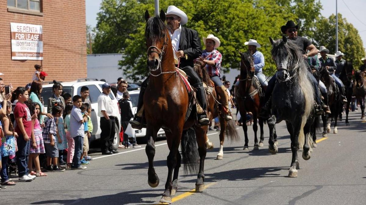 Pasco’s 2015 Cinco de Mayo parade.