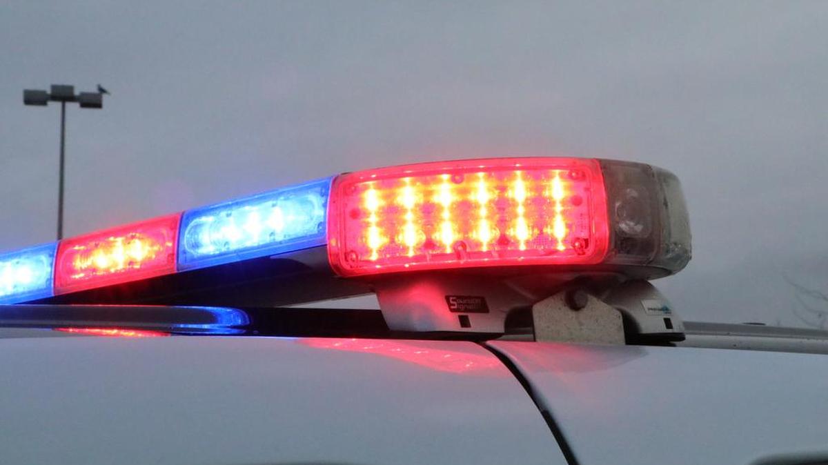 The body of a woman was found Monday morning on the shoulder of Highway 395 near Umatilla, Ore.