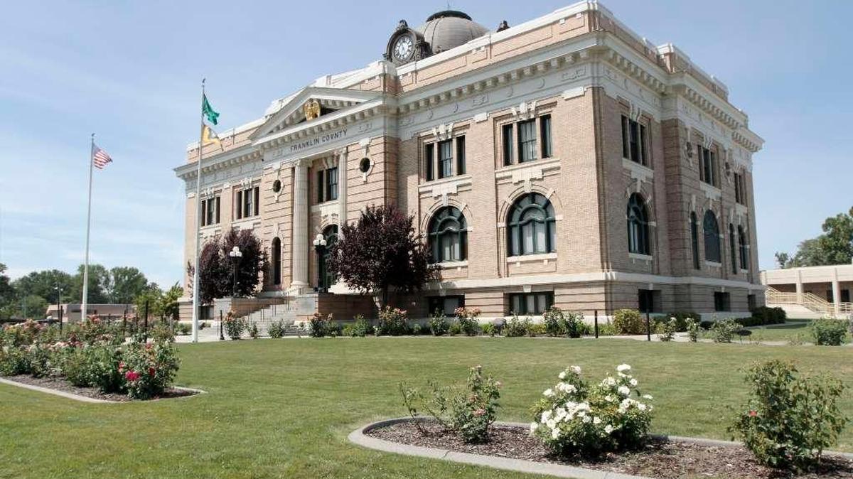 Julie A. Lakowske and Mauricio Jimenez are charged in Franklin County Superior Court with assault and robbery for an attack on a Pasco man who refused to pay for sex. Police say Lakowske cinched a plastic bag over the man’s head, and Jimenez hit him several times with a crowbar.