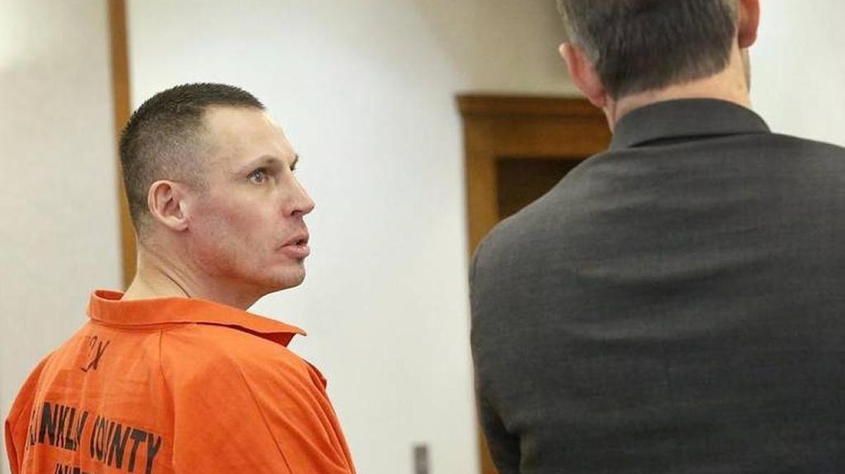 Hector Orozco Jr., 42, stands next to public defender Michael Quillen Thursday afternoon in Franklin County Superior Court. Judge Jackie Shea Brown determined there was probable cause to hold him on investigation of second-degree murder in the stabbing death of Demetrius Graves.