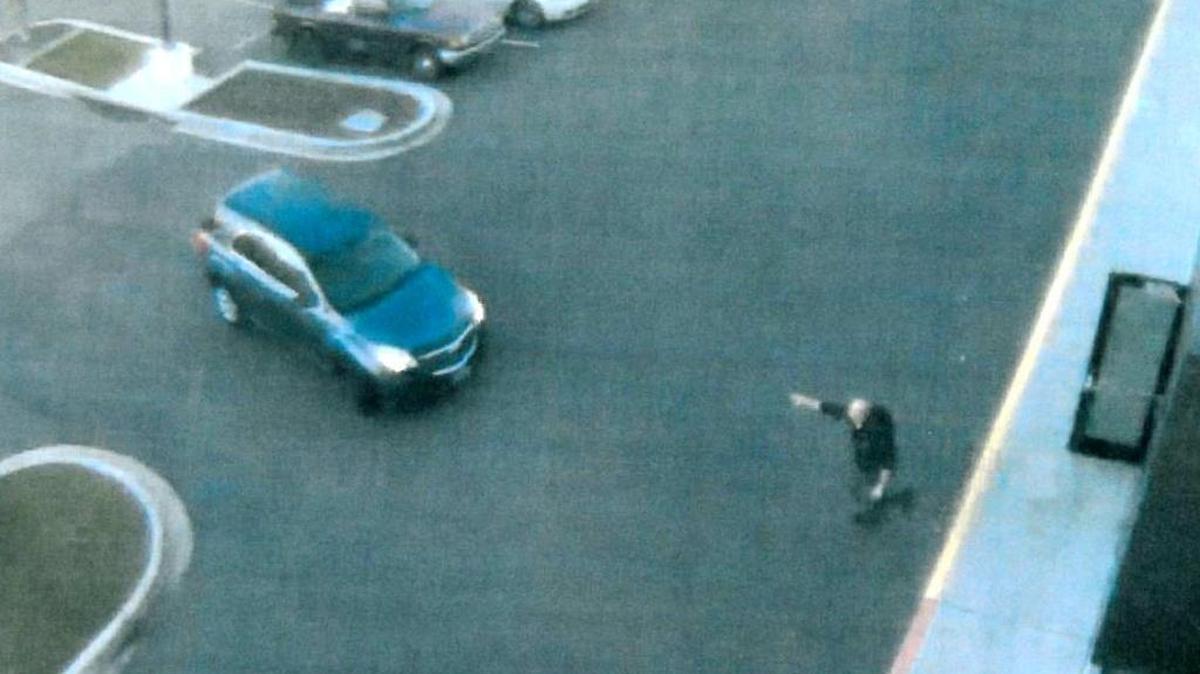 The scene moments before a blue SUV hit a Pasco Municipal Court bailiff.