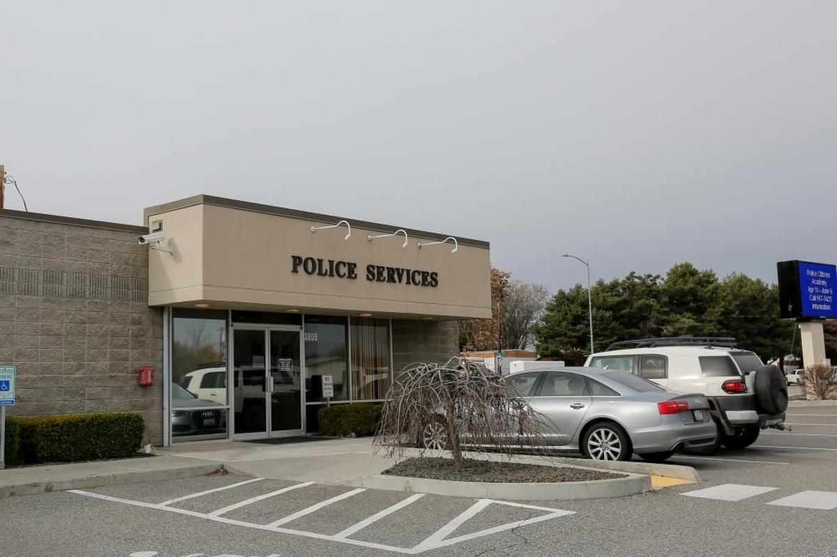 West Richland police have been investigating an Enterprise Middle School student, Victor Ortiz, who is accused of threatening a shooting at his school. He’s being held at the Benton-Franklin Juvenile Detention Center in Kennewick.