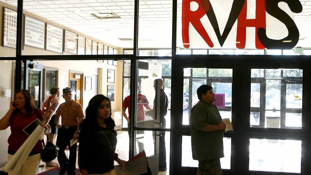 River View High School in Finley.