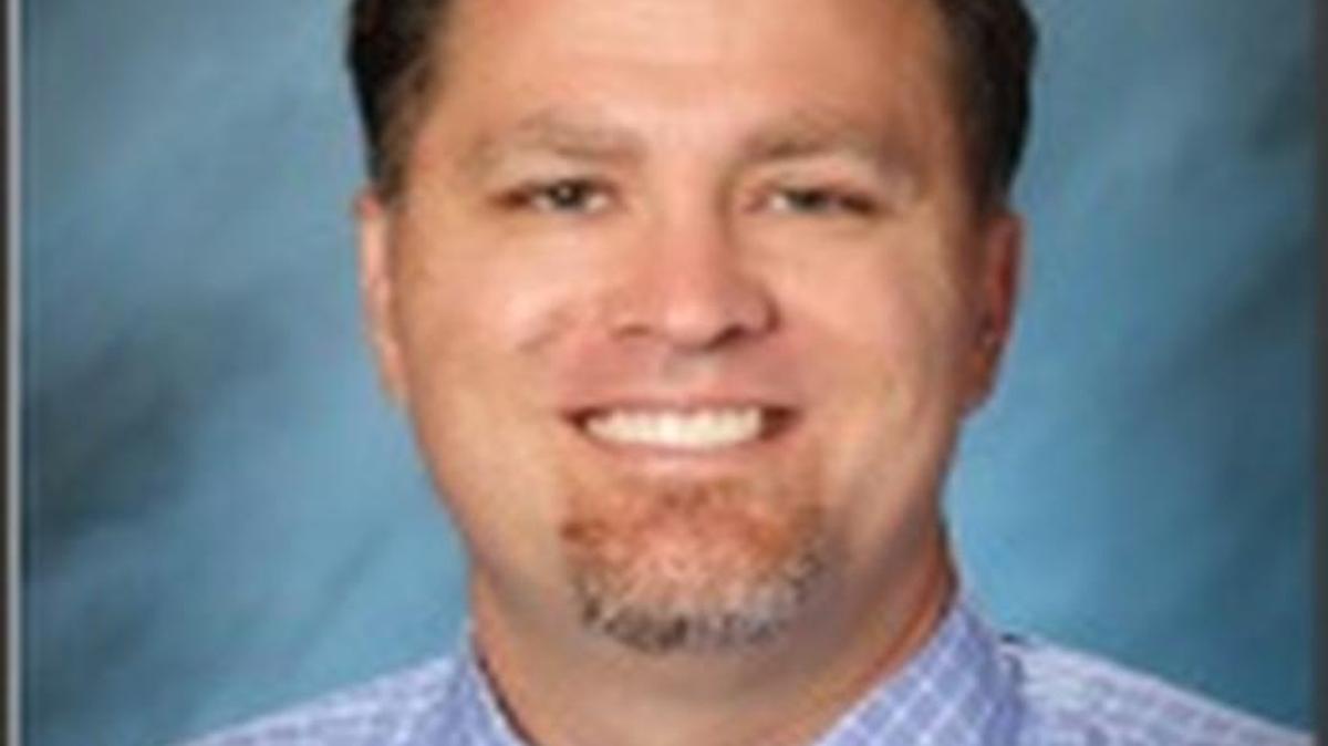 Prosser High biology teacher Aaron Sonnichsen
