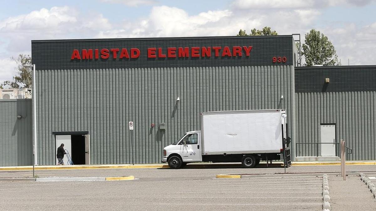 Kennewick’s Amistad Elementary School could have a sister school built next to it as part of a scenario proposed by district administrators planning how to spend a $51 million state grant. The grant is intended to help reduce elementary school class sizes throughout the district.