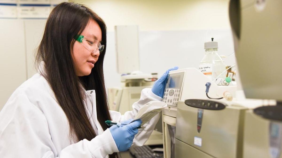Washington State University Tri-Cities was awarded a National Science Foundation I-Corps grant to explore the market potential of its biojet fuel research. Libing Zhang, WSU Tri-Cities postdoctoral research associate and entrepreneurial lead on the project, said the research could help commercial airlines with pressures to reduce emissions.