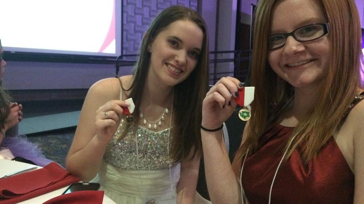 Caitlyn Combs and Abbey Anthis.
