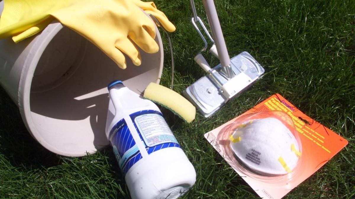The Benton-Franklin Health District has confirmed a case of hantavirus in a Franklin County resident. Bleach, water, rubber gloves, mops, sponges and breathing masks are the basic items needed to clean up after mice that may carry hantavirus.