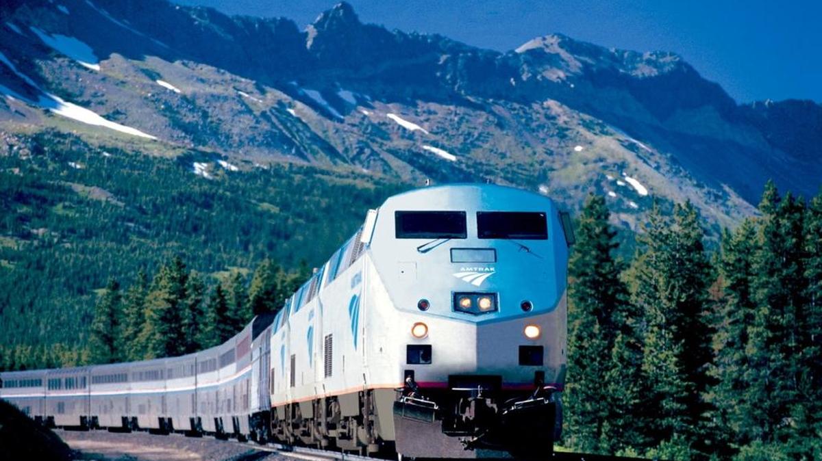 Amtrak’s Empire Builder has links from Pasco to Spokane or Portland, but not directly to Seattle.