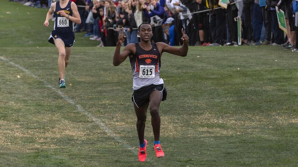 Kennewick High graduate Johan Correa, shown here in 2021, competes now at Central Washington University.