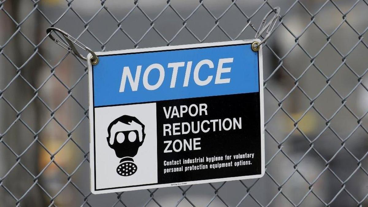Two Hanford workers reported symptoms of possible chemical vapor exposure Tuesday while working outside of tank farm fences.