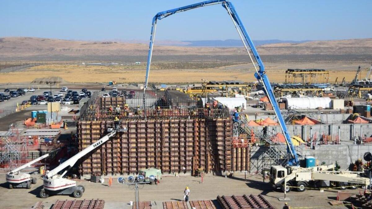 Public tours of the Hanford nuclear reservation will include a briefing on the vitrification plant under construction. Shown is one of its many buildings, the Effluent Management Facility.