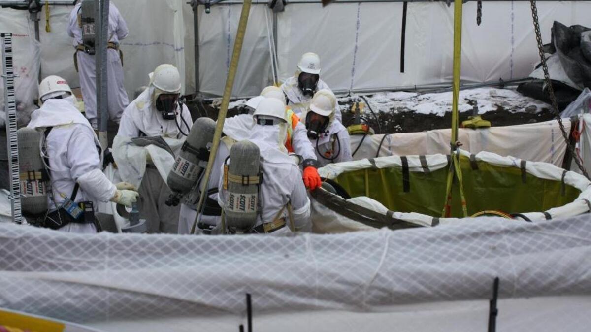 Workers now wear supplied air respirators and carry air bottles on their backs in the Hanford tank farms as a protection against chemical vapors.