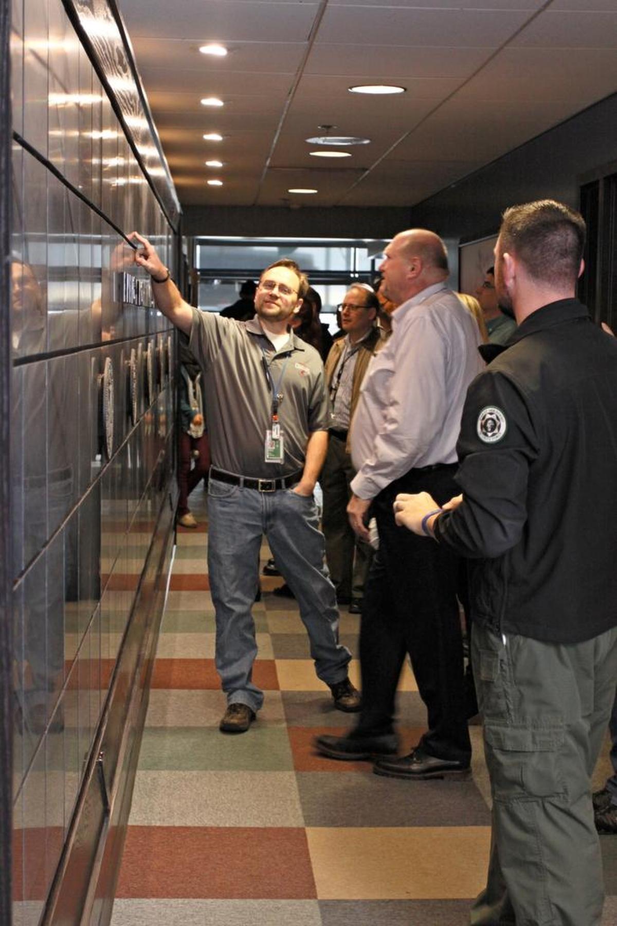 Energy Northwest unveiled its new Veterans Wall, honoring employees who were veterans, Nov. 9.