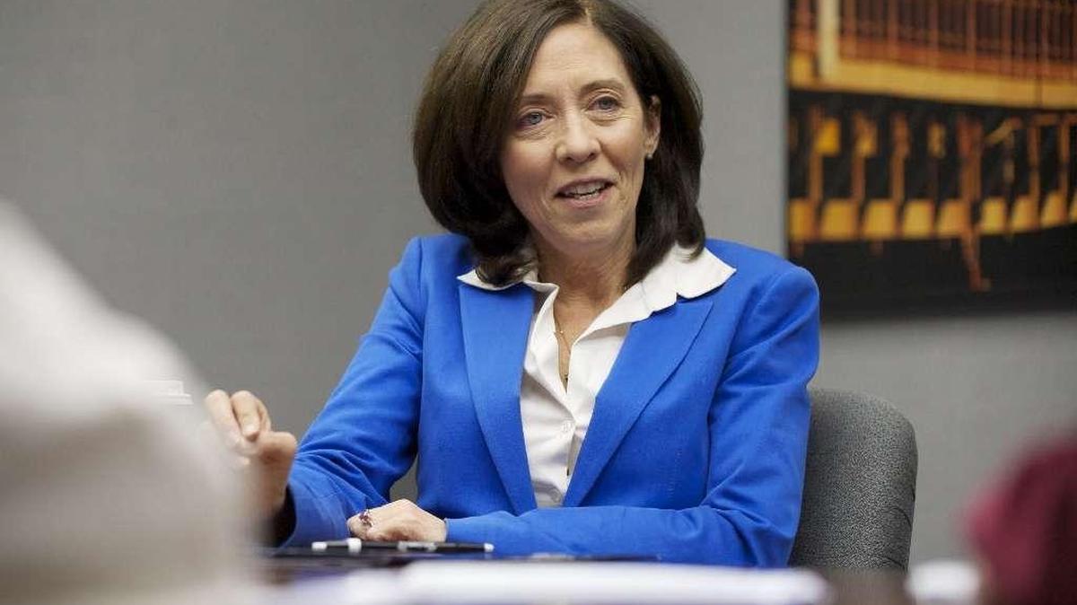 Sen. Maria Cantwell is scheduled to receive a briefing on the partial collapse of a Hanford waste storage tunnel May 13.