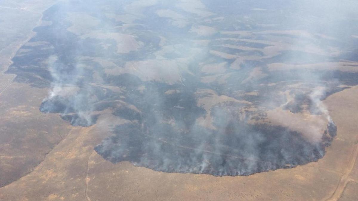 Firefighters expected to have the Range 12 Fire that spread toward Hanford contained on Thursday.