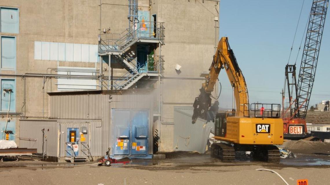 A shear started tearing apart the Plutonium Finishing Plant Tuesday. The building, which includes more than 220,000 square feet and sections up to six stories high, was used to help produce almost two-thirds of the nation’s weapons plutonium during the Cold War.