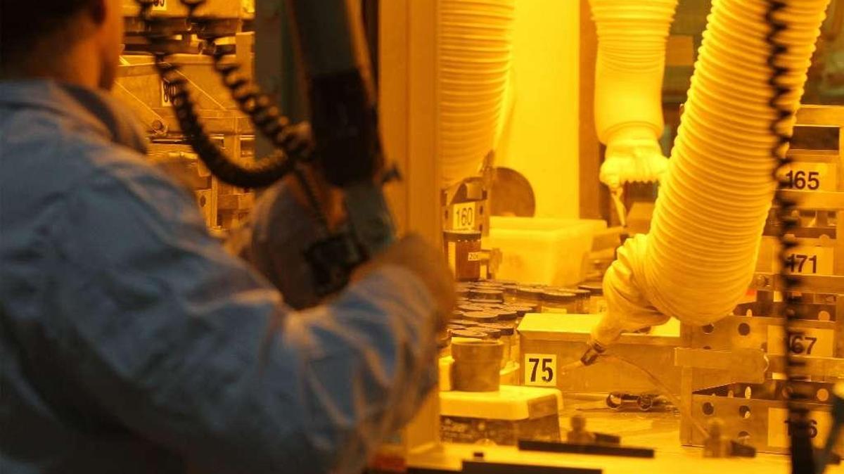 Work with radioactive material is done inside a hot cell at Hanford’s 222-S Laboratory. The lab is used to analyze radioactive waste.