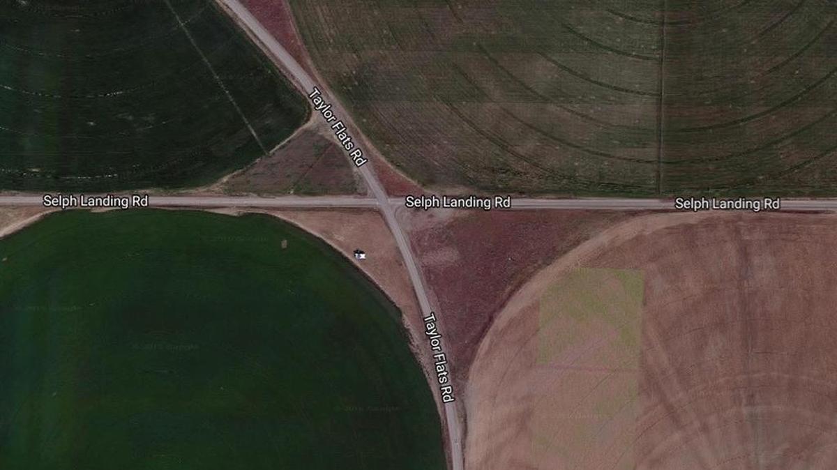 The intersection of Taylor Road and Selph Landing Road