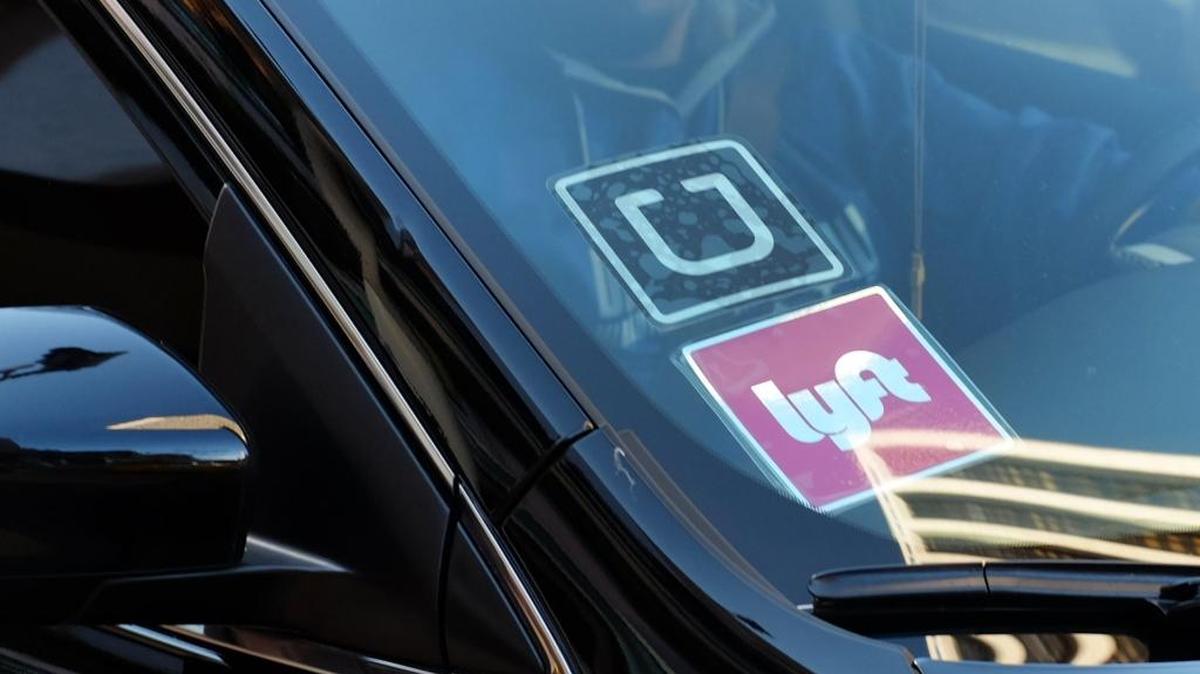 Pasco council members remain at an impasse on an ordinance that would allow Uber and Lyft to operate in the city. However, their inability to come to an agreement could be moot with proposed legislation, which calls for uniform rules statewide for all transportation network companies.
