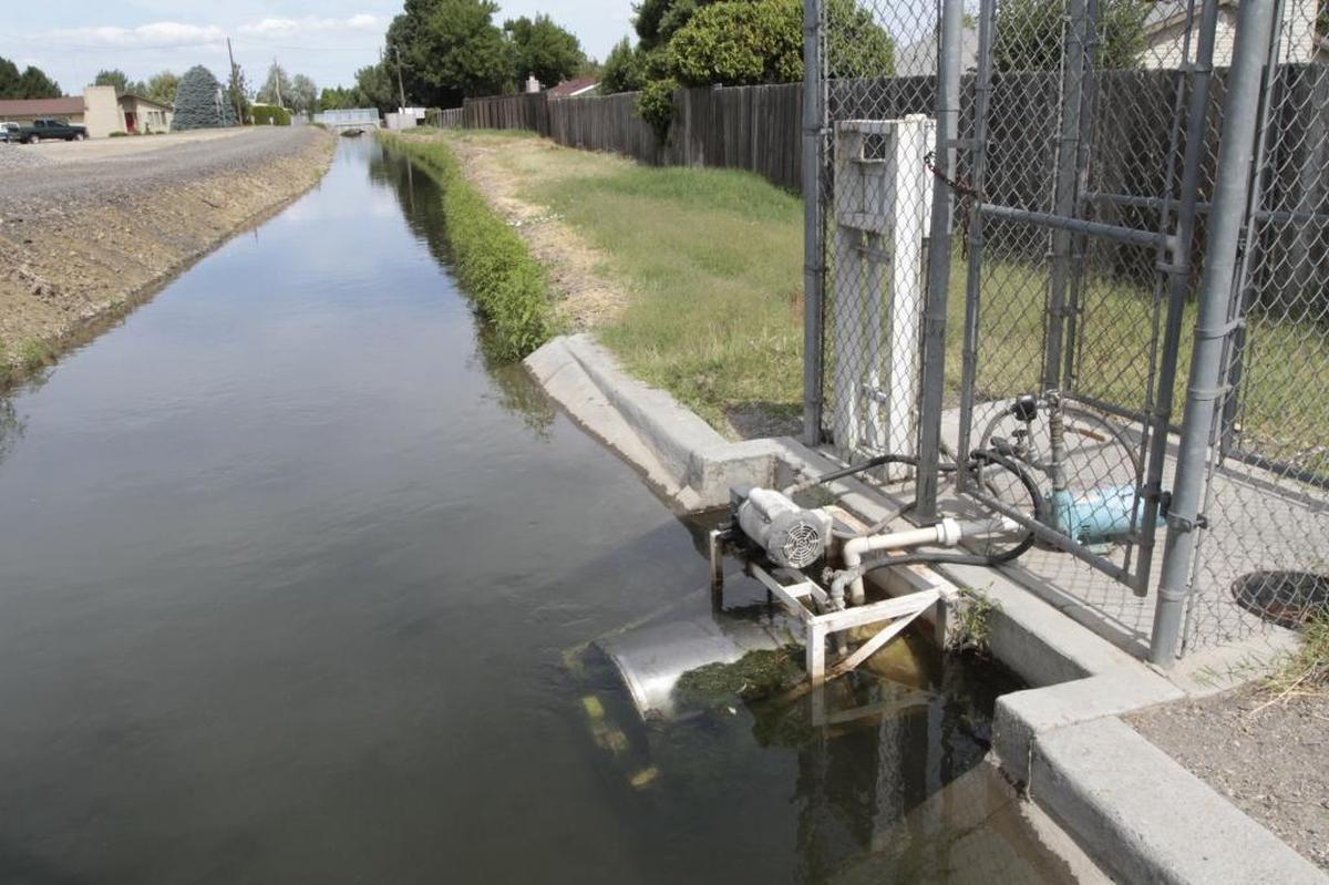 A Kennewick Irrigation District canal