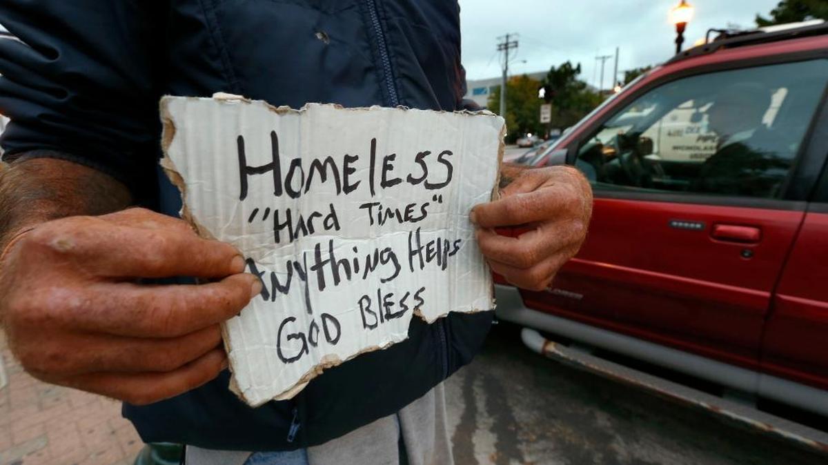 The city of Kennewick is considering repealing its panhandling ban on certain intersections following rulings by the U.S. and Washington Supreme Courts that such laws must pass strict First Amendment scrutiny.