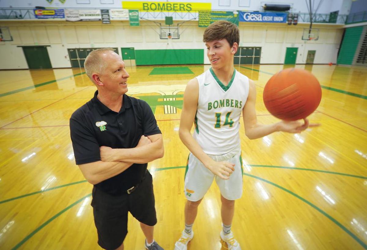 Garrett Streufert is the third of Richland basketball coach Earl Streufert’s kids to play for his program.