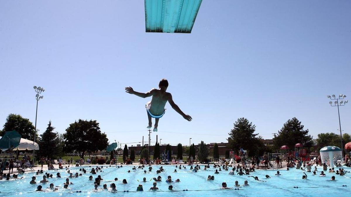 A bill that would allow Pasco to pursue an aquatics park advanced to the Senate floor, one step away from being signed into law by the governor.