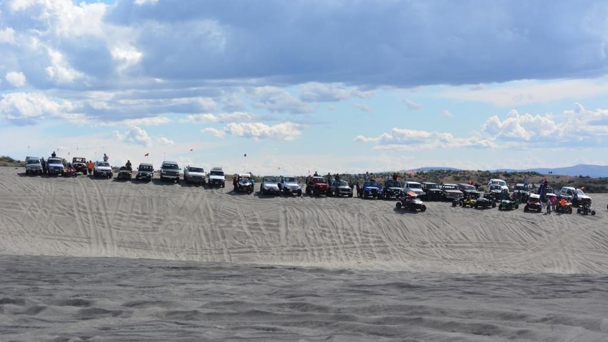 The Midnite Mudders has organized a cleanup of Juniper Dunes April 9.