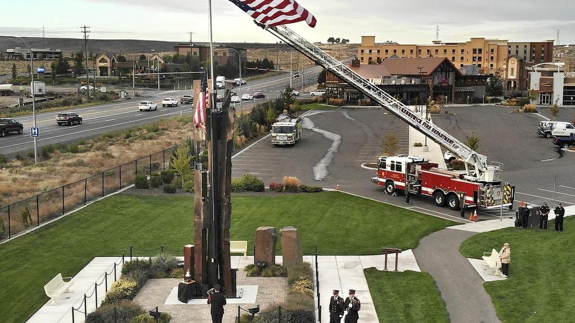 Kennewick hosts 9/11 memorial event for Tri-Citians to honor 22nd anniversary