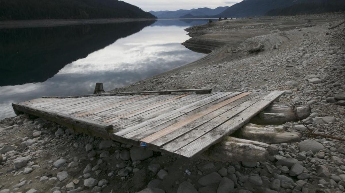 The Bureau of Reclamation says a full water supply is expected for the coming 2016 irrigation season for both senior and junior water right holders.