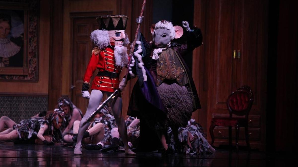 Mid-Columbia Ballet is presenting The Nutcracker on Dec. 9-11 in the auditorium at Richland High School.