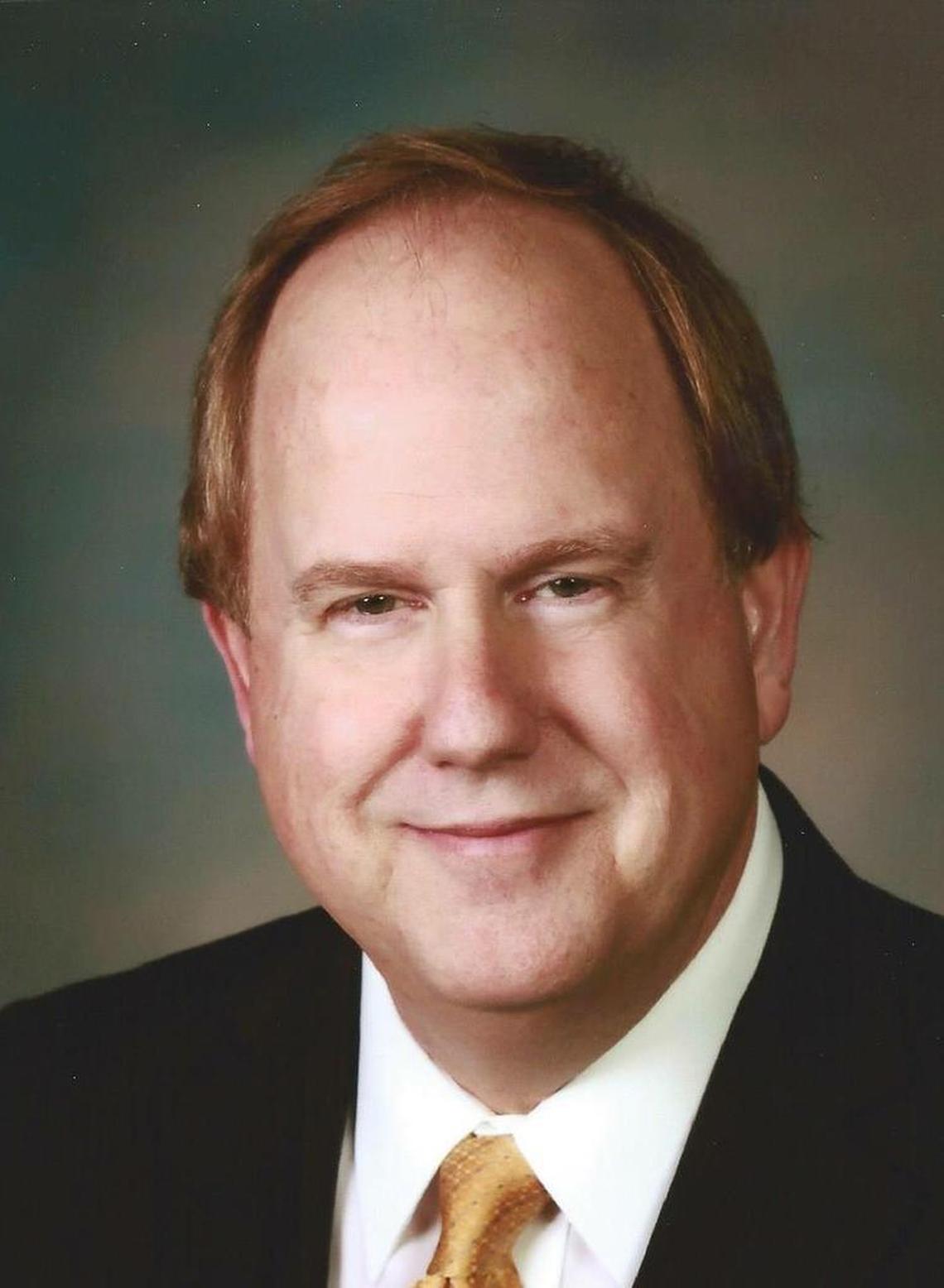 Kennewick Mayor Don Britain