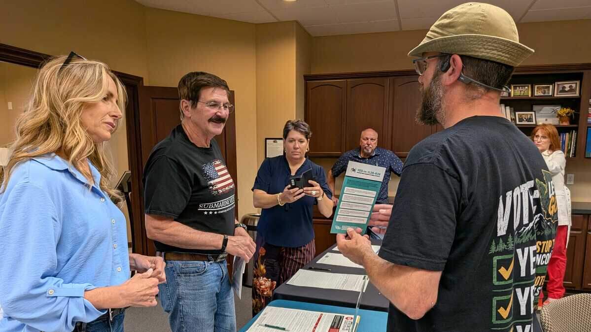 Let’s Go Washington hosted a “Super Signer” event Tuesday at the Home Builders Association of Tri-Cities and Walla Walla’s offices in Kennewick. The group is on a mad dash to get 400,000 signatures to repeal the state’s 9.9% income tax on high earners.