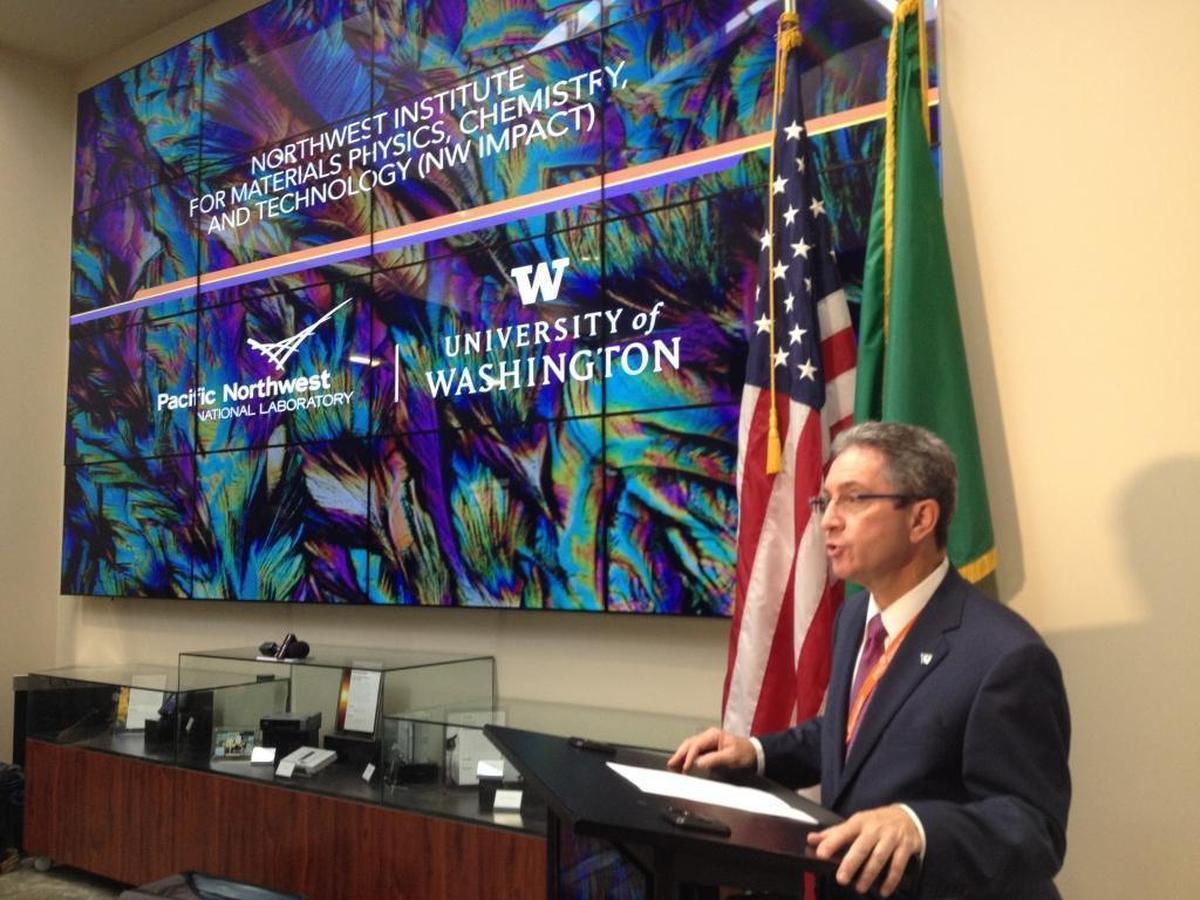 Steven Ashby, laboratory director at Pacific Northwest National Laboratory, announced the formation of a materials science joint institute with the University of Washington in January 2018.