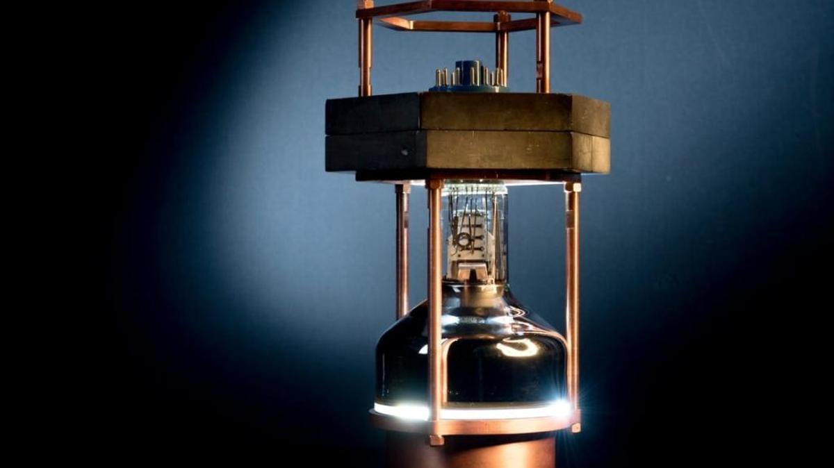 A neutrino detector that weighs just pounds rather than tons has been developed at Pacific Northwest National Laboratory in Richland and is advancing the knowledge of the universe.