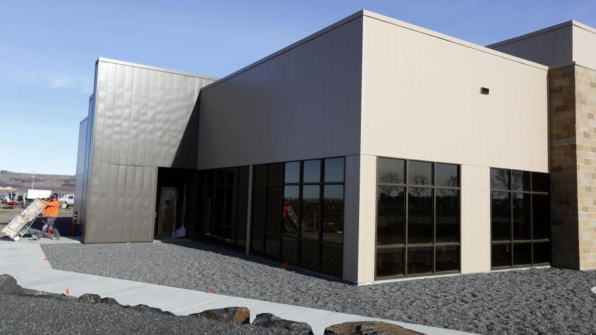 Construction continues on the new general chemistry laboratory at Pacific Northwest National Laboratory at the corner of Stevens Drive and Horn Rapids Road in Richland.