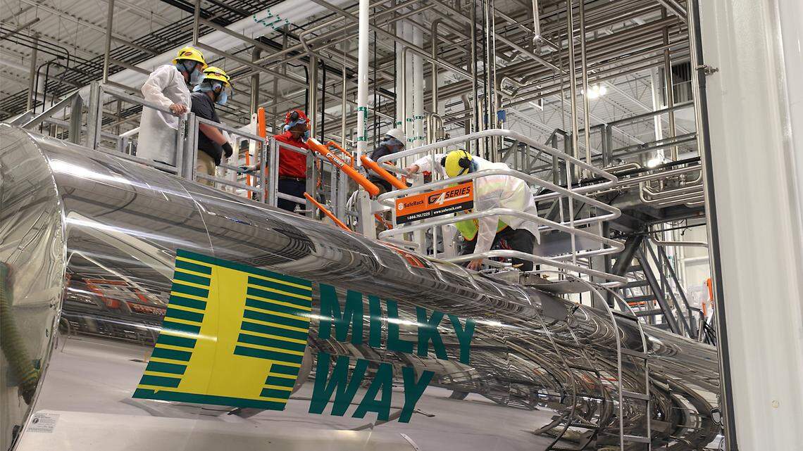 $900M dairy plant with 200 jobs fires up in Eastern WA. Biggest in the Northwest