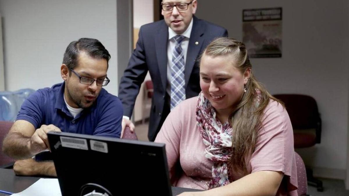 The Franklin County commission deferred a decision on funding a lawsuit against  Franklin County Clerk Michael Killian by seven Tri-City judges over his move to electronic records Tuesday.