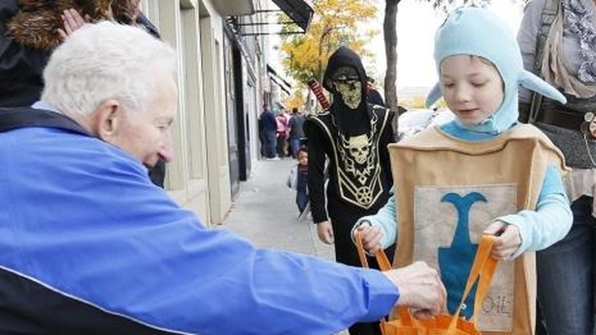 Kennewick once again took a big spot on SmartAsset’s list of top 10 places to go trick-or-treating in the U.S.