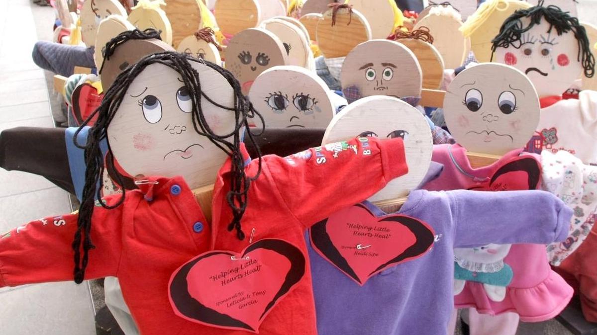The Support, Advocacy & Resource Center’s Little People Project is designed to raise awareness about children in Benton and Franklin Counties who have been physically or sexually abused.