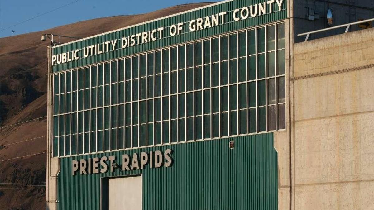 
Six workers were burned in an electrical explosion at Priest Rapids Dam.
