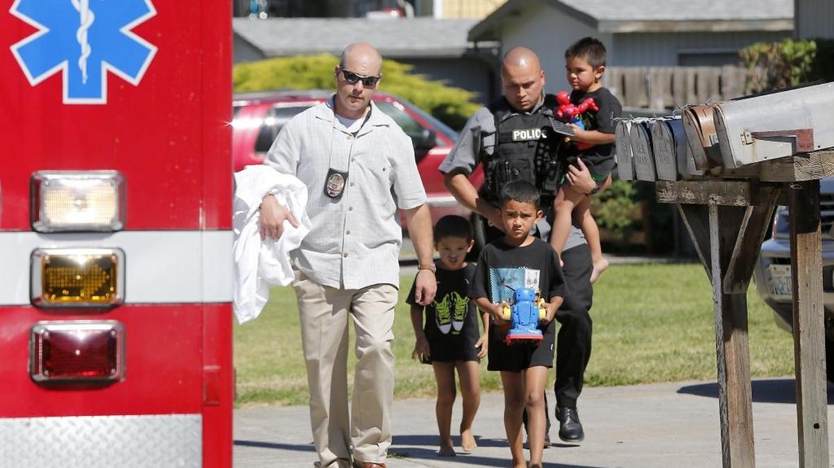 There were 1.2 commissioned officers per 1,000 residents in the Tri-Cities in 2014, a slight drop over 2006, according to this week’s report by Benton-Franklin Trends.