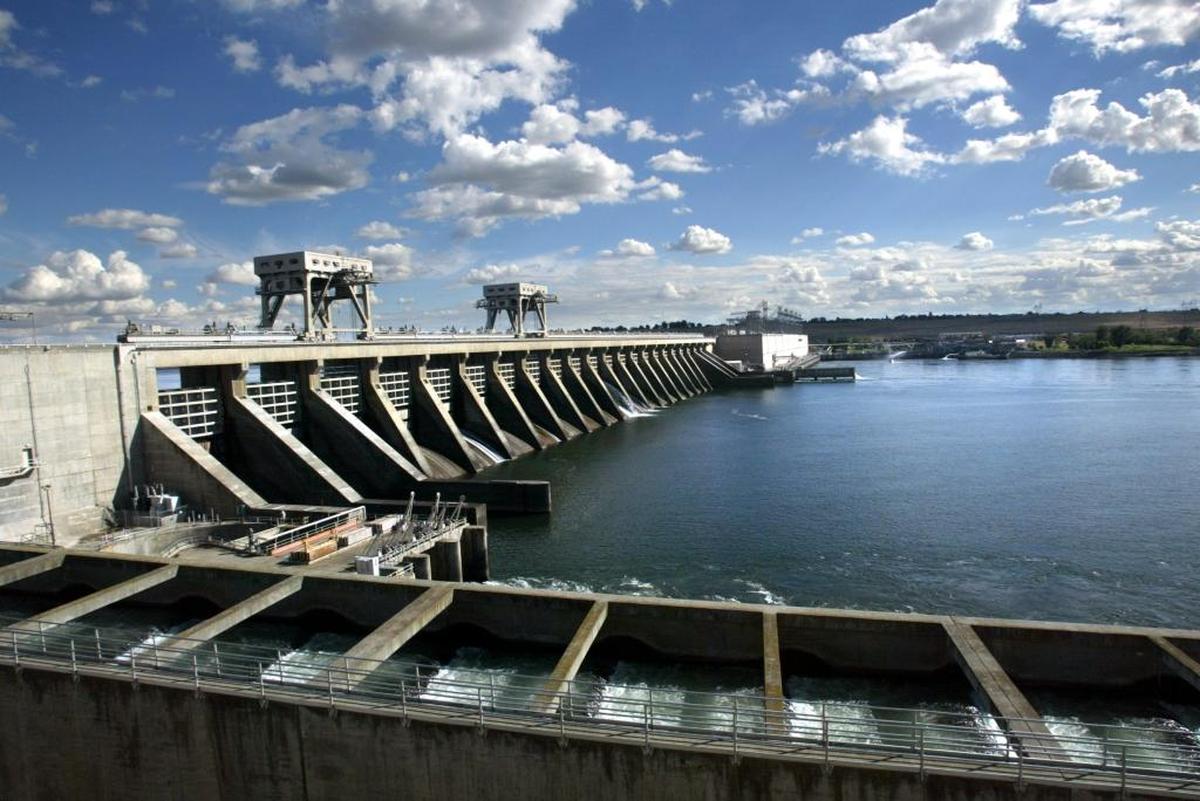 The McNary Dam’s lock near Umatilla, Ore., on the Columbia River.