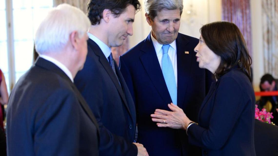 Sen. Maria Cantwell discussed the Columbia River Treaty with Canadian Prime Minister Justin Trudeau, second from left, at a lunch held by Secretary of State John Kerry, center.