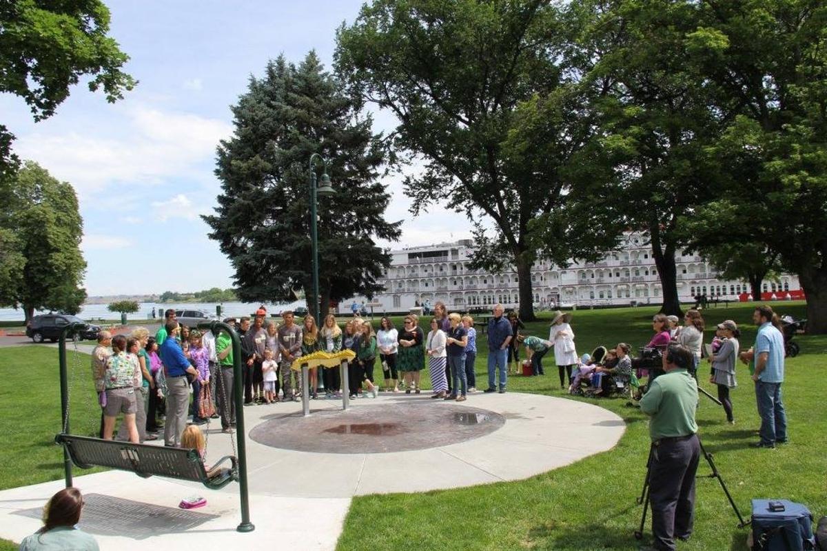 The nonprofit Arts Foundation of the Mid-Columbia is helping to raise $7,500 to replace the Imbarimba stolen from Howard Amon Park last year.